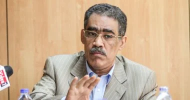 وزارة الإعلام المصرية ترفض إساءات الصحفي الكويتي فؤاد الهاشم لمصر 