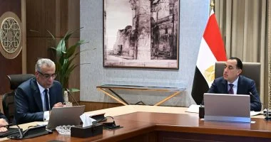 مدبولي يتابع ملفات عمل وزارة الإنتاج الحربي وخطط توطين الصناعة