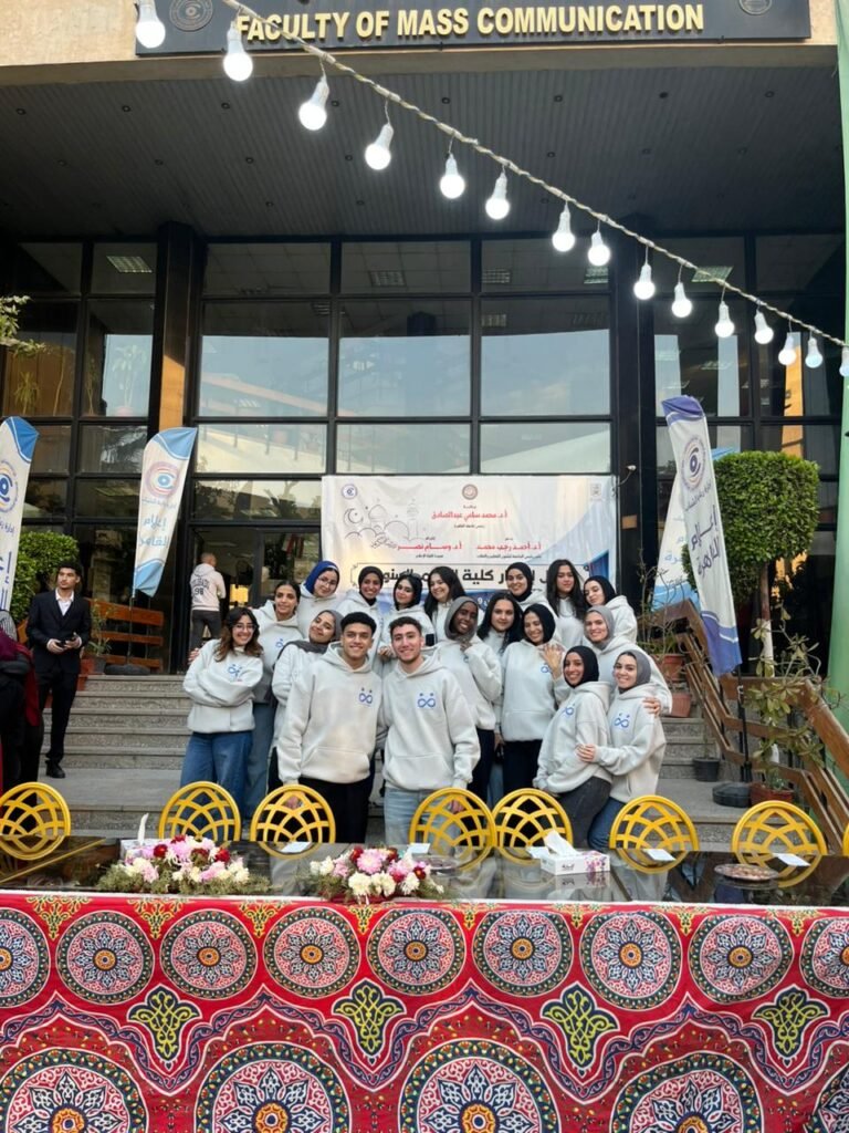 مبادرة شبابية لتقليل إدمان الموبايل بين الشباب