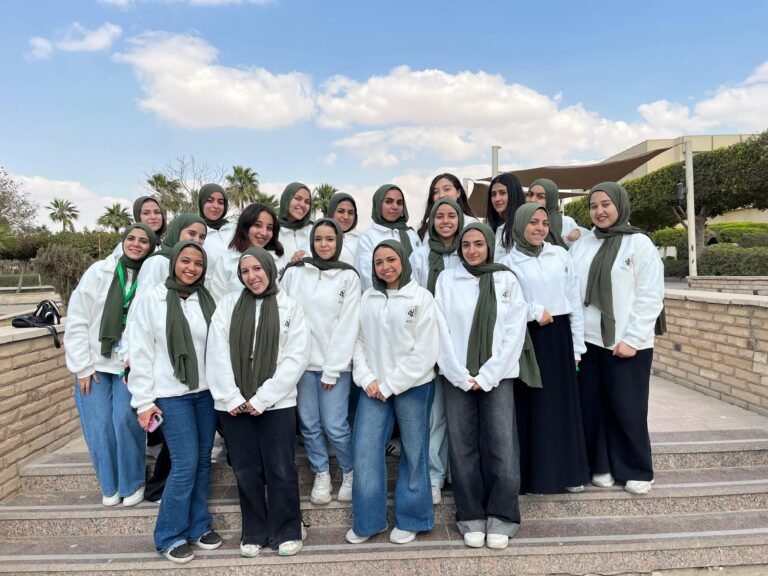 «Reset»: حملة طلابية لتوعية الشباب بمخاطر الإفراط في استخدام المحتوى الرقمي