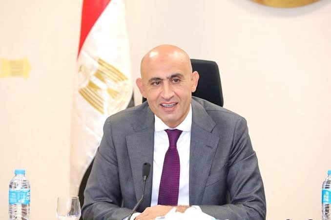 وزير التربية والتعليم يمنح الطلاب والمعلمين إجازة لسوء الأحوال الجوية غداً واليوم 